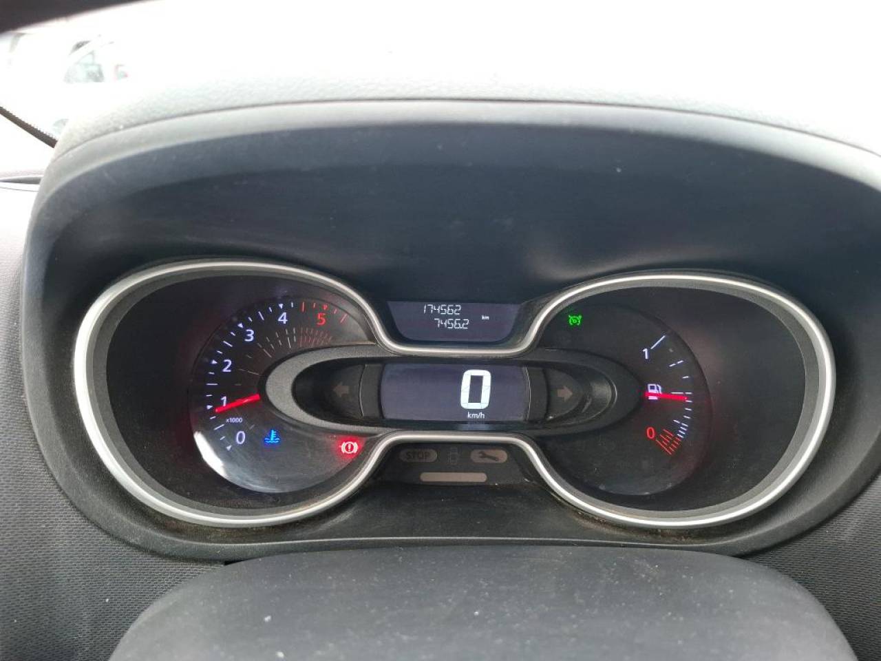 RENAULT TRAFIC en Minoautos