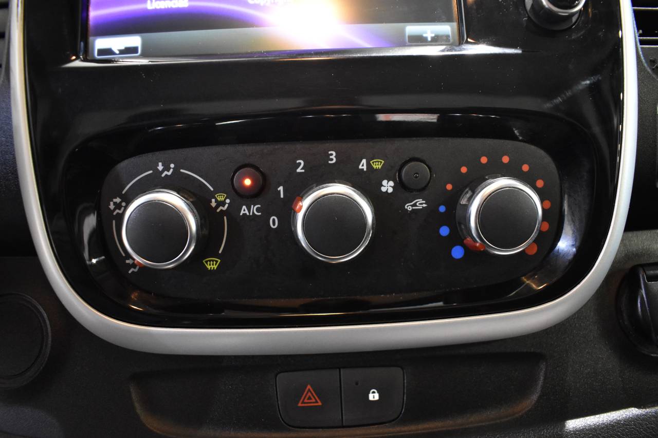 RENAULT TRAFIC en Minoautos