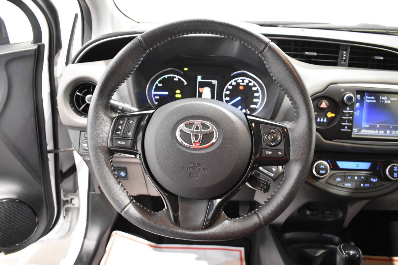 TOYOTA YARIS en Minoautos