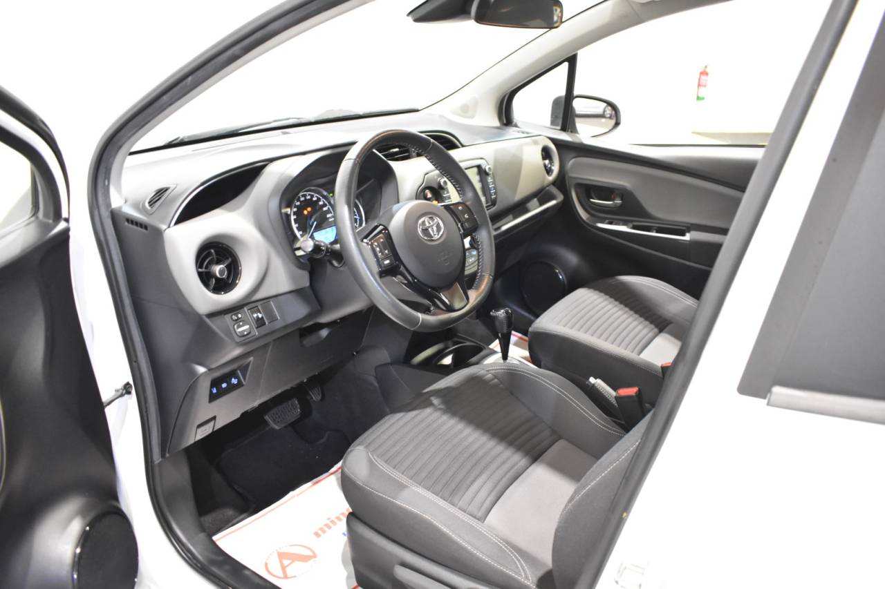 TOYOTA YARIS en Minoautos