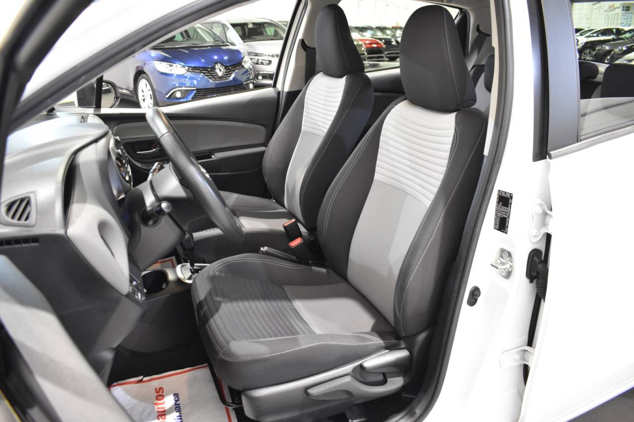 TOYOTA YARIS en Minoautos
