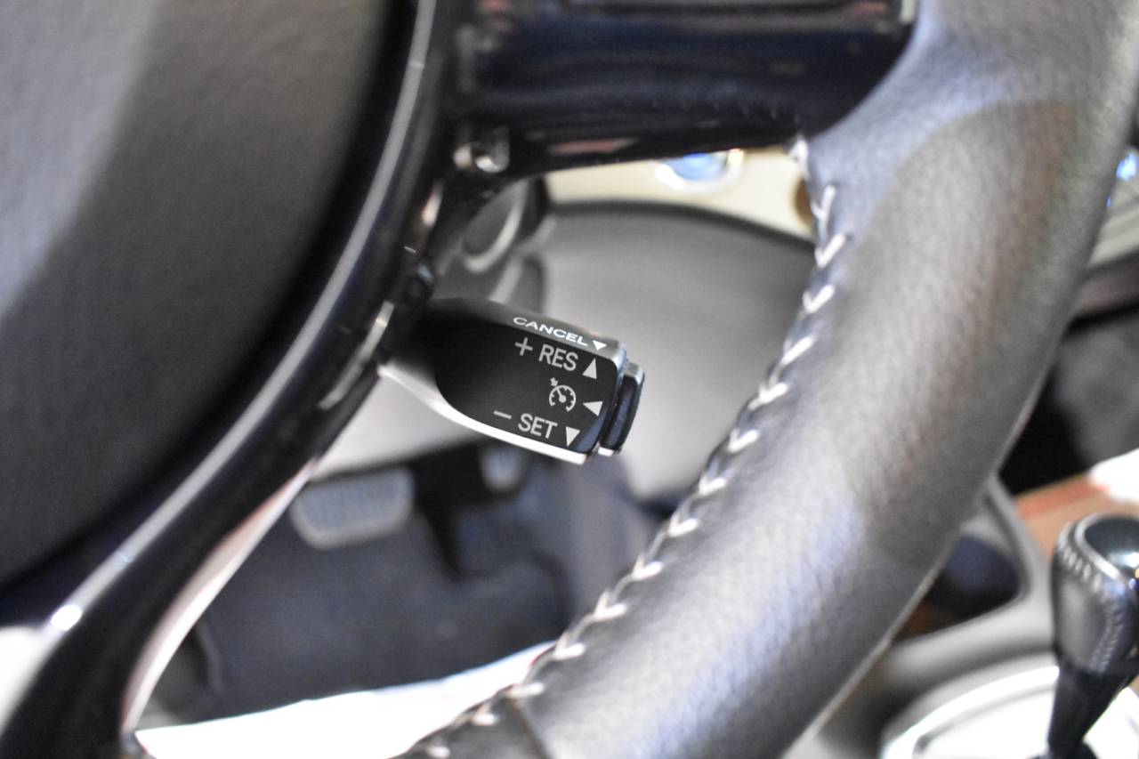 TOYOTA YARIS en Minoautos