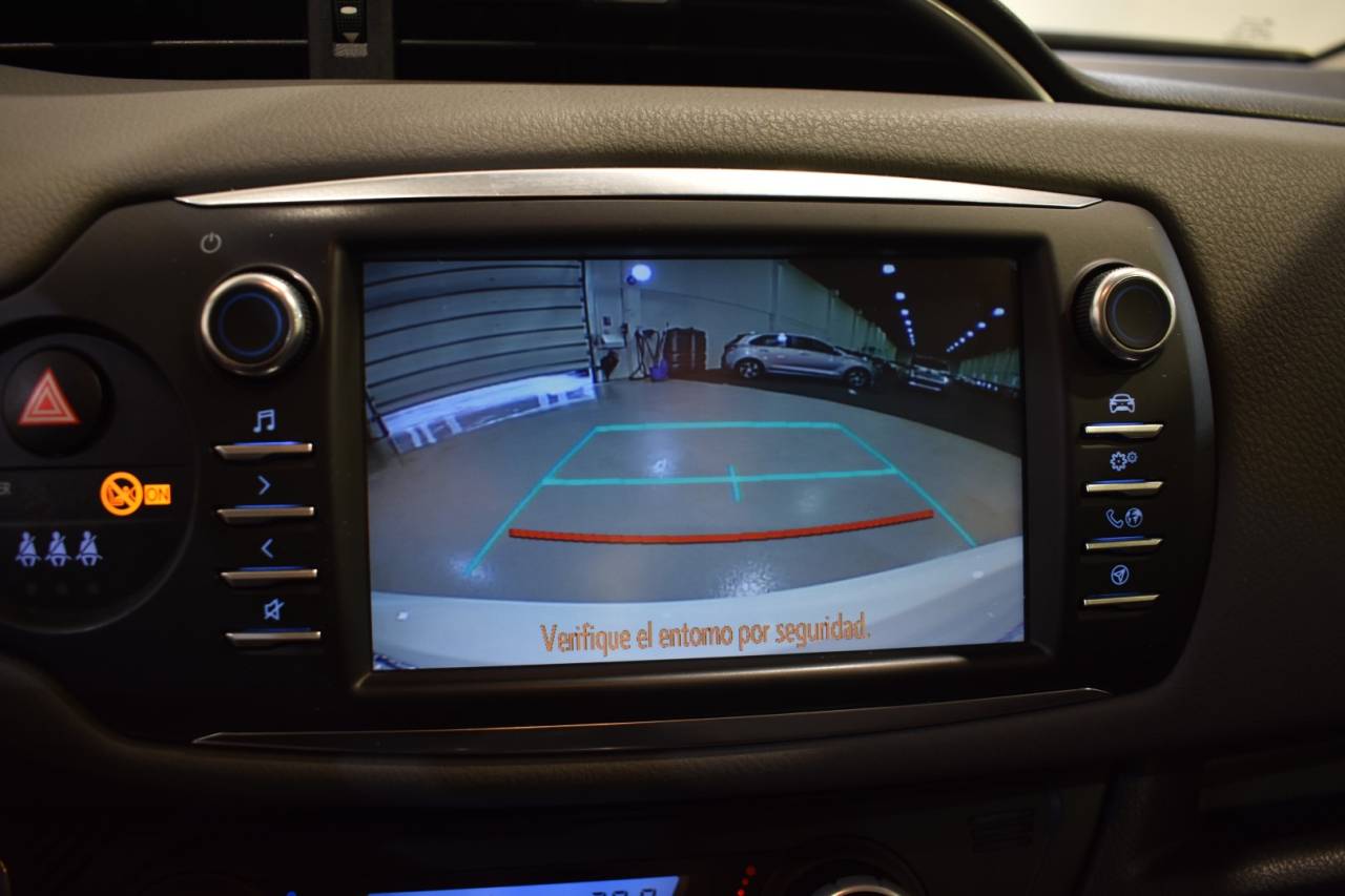 TOYOTA YARIS en Minoautos