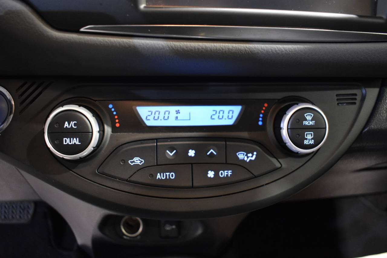 TOYOTA YARIS en Minoautos