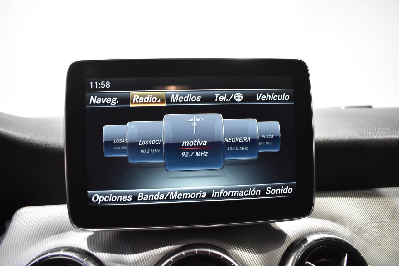 MERCEDES-BENZ CLA en Minoautos