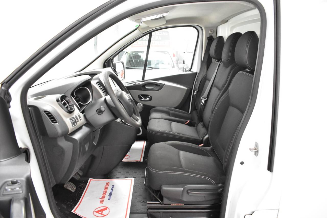 RENAULT TRAFIC en Minoautos