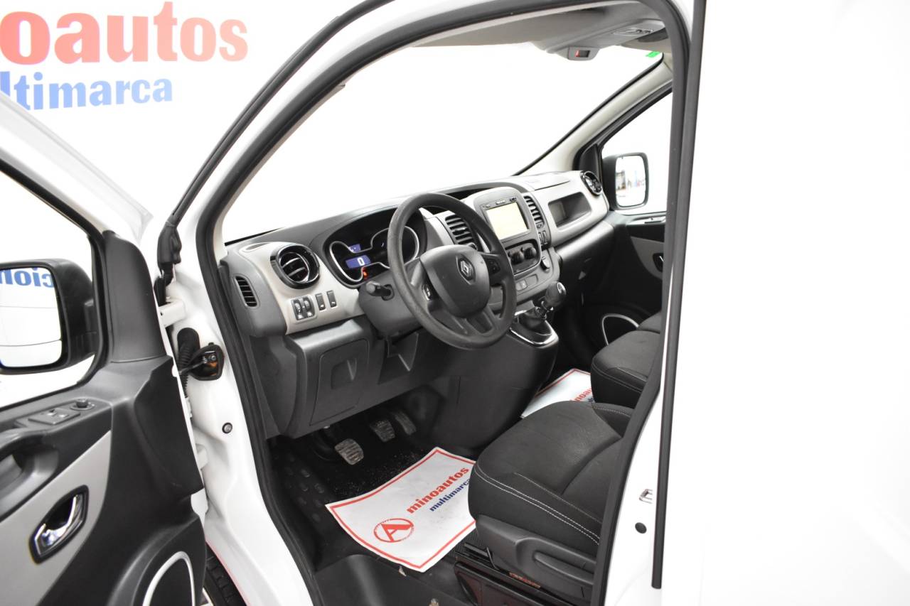 RENAULT TRAFIC en Minoautos