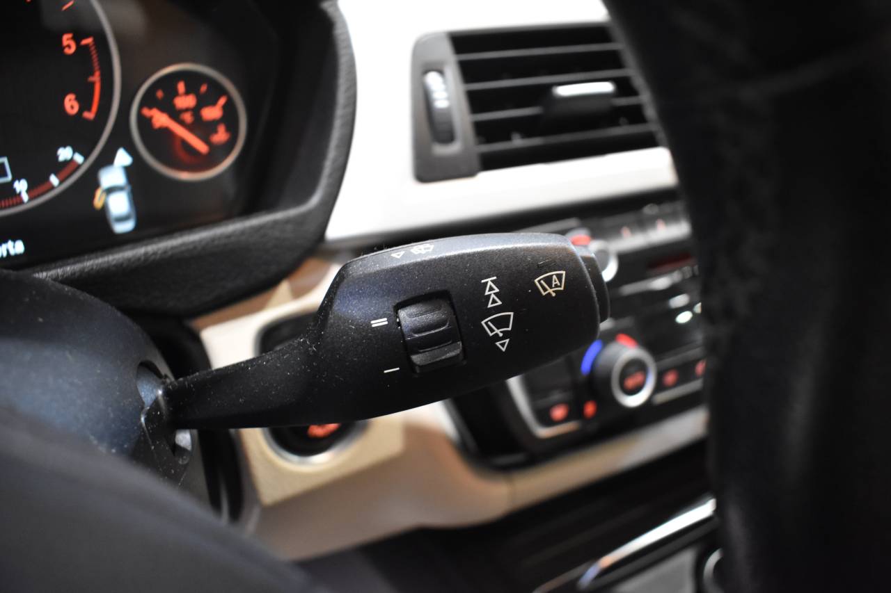 BMW SERIE 3 en Minoautos