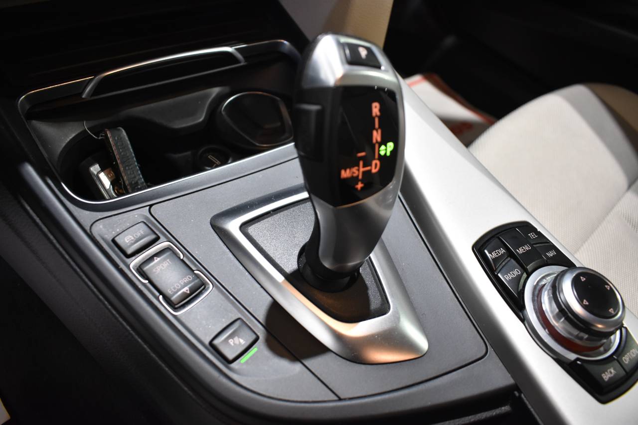 BMW SERIE 3 en Minoautos