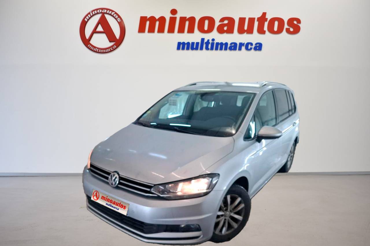 VW TOURAN en Minoautos
