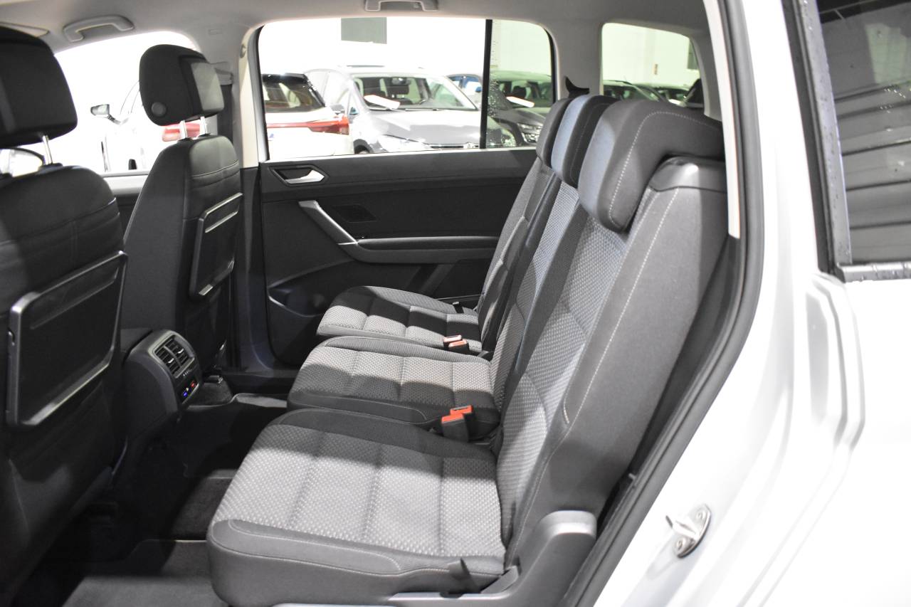 VW TOURAN en Minoautos