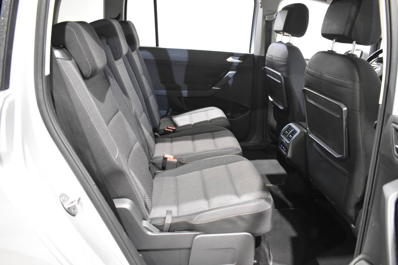 VW TOURAN en Minoautos