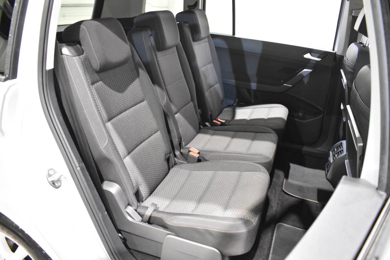 VW TOURAN en Minoautos