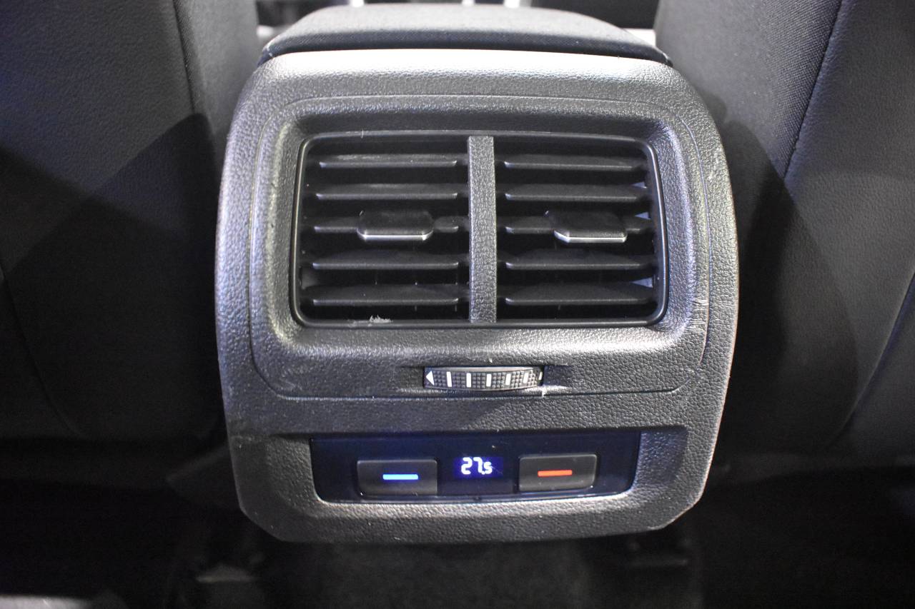 VW TOURAN en Minoautos