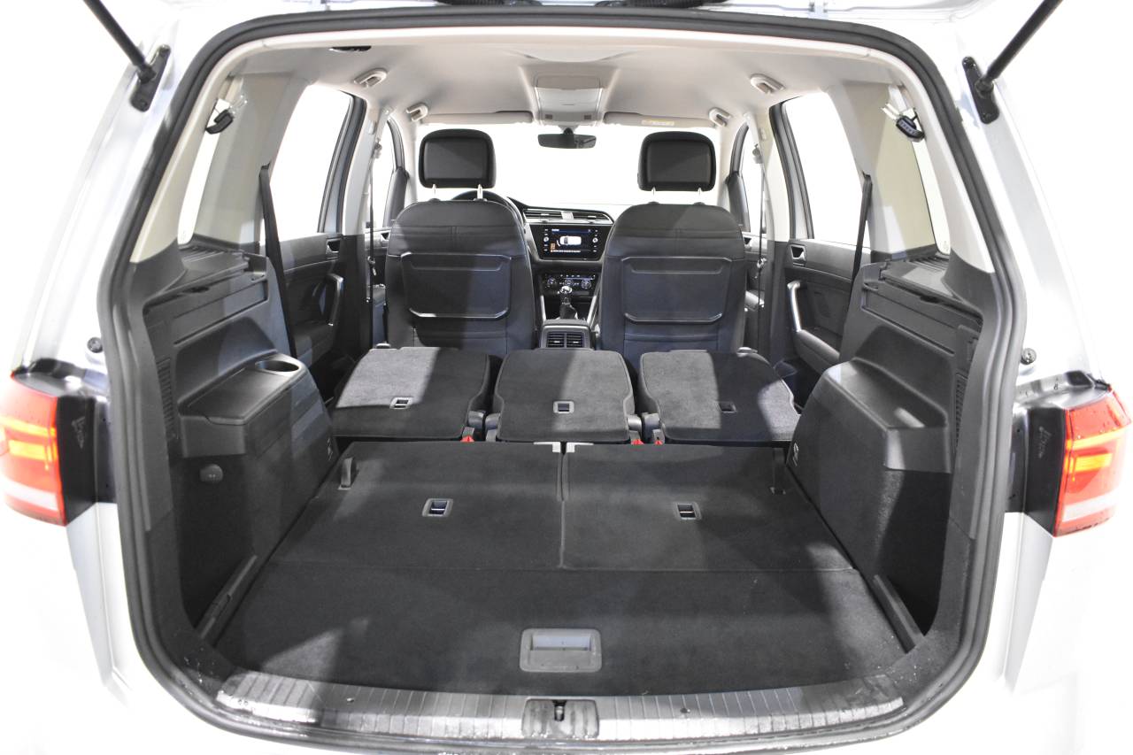 VW TOURAN en Minoautos