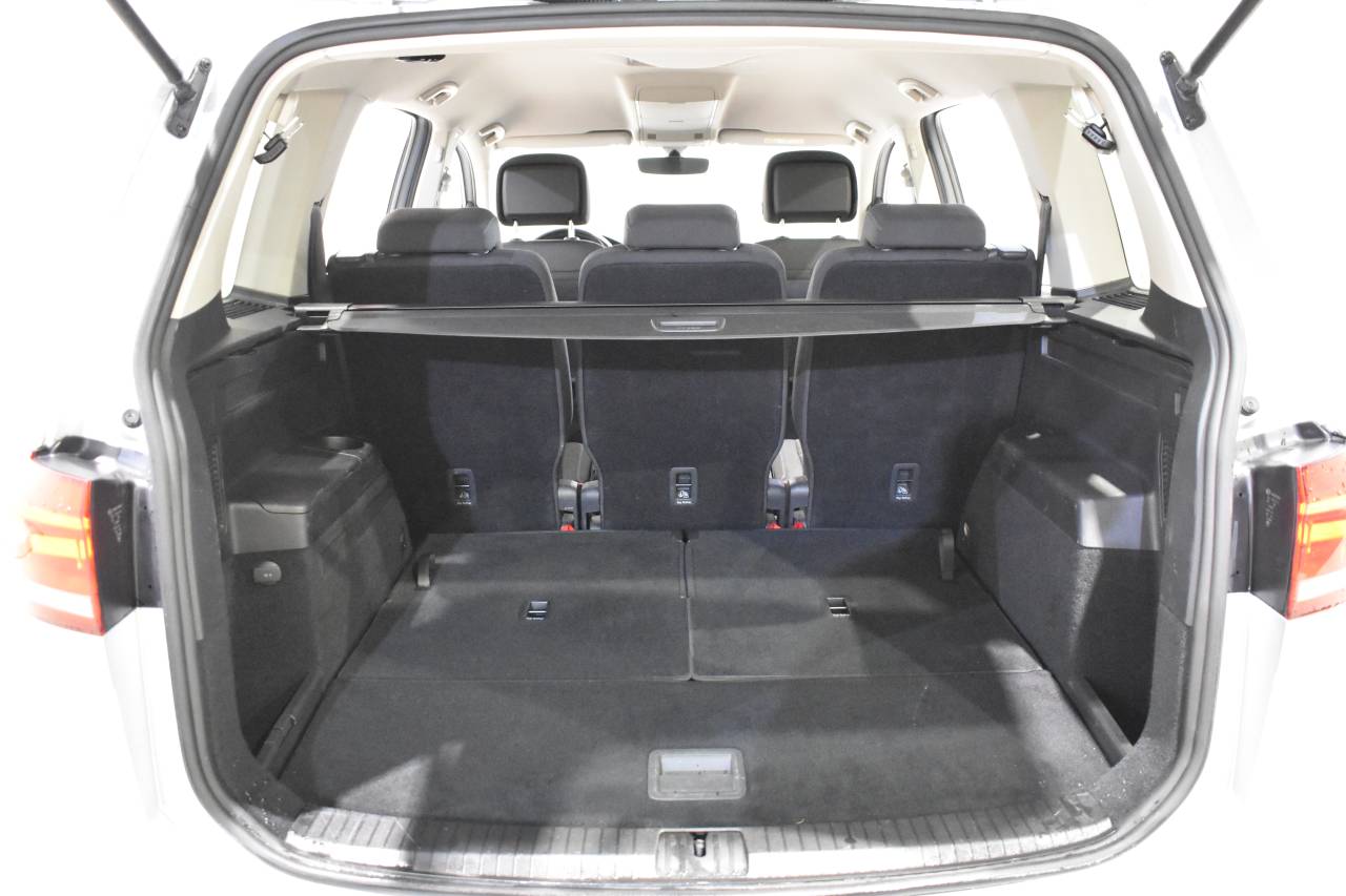 VW TOURAN en Minoautos