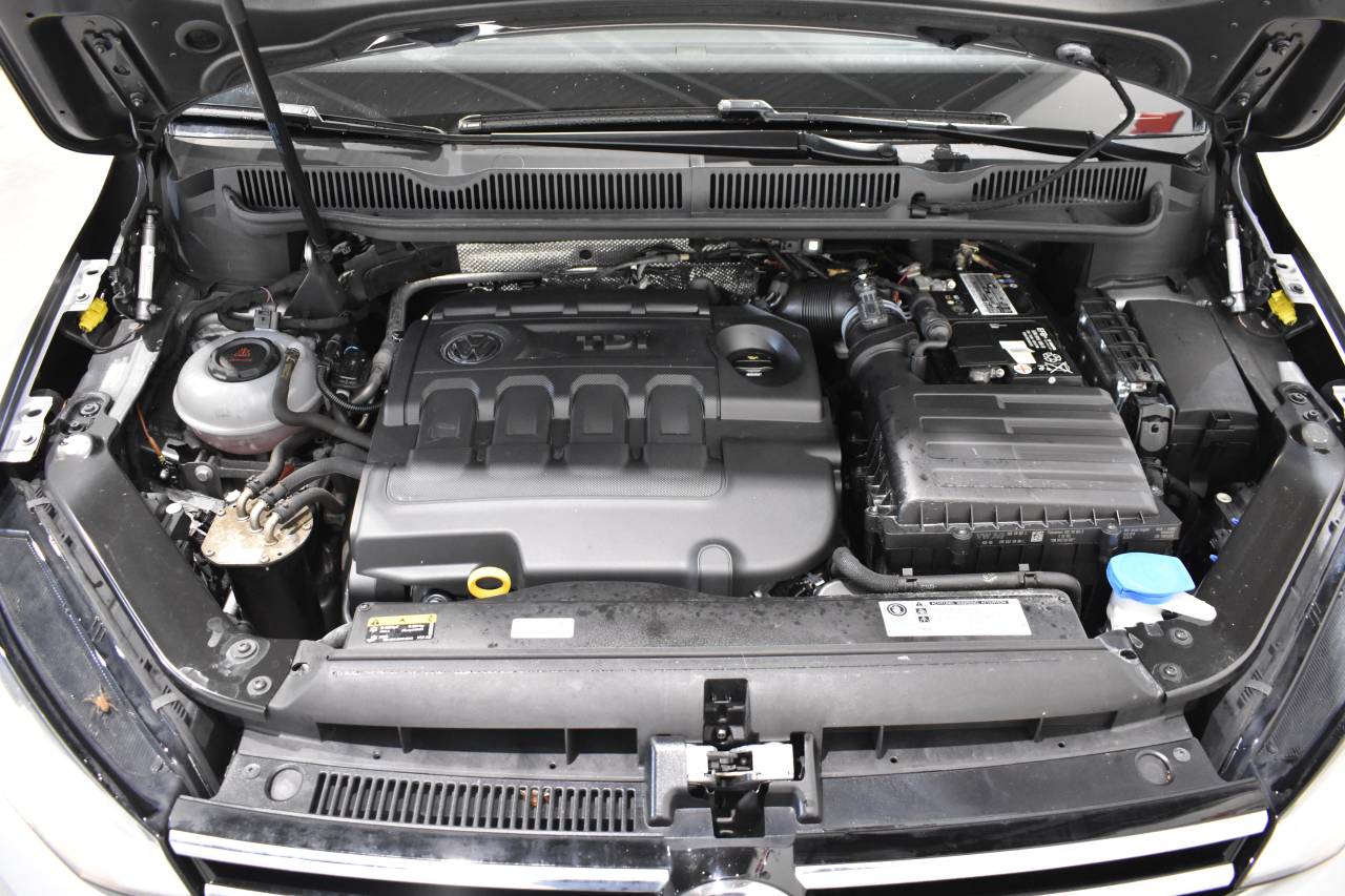 VW TOURAN en Minoautos