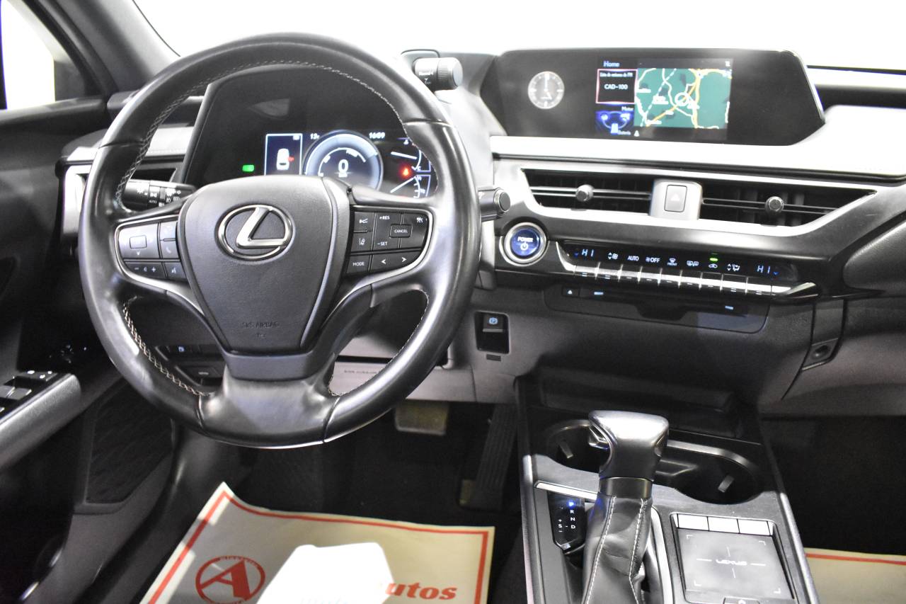 LEXUS UX en Minoautos