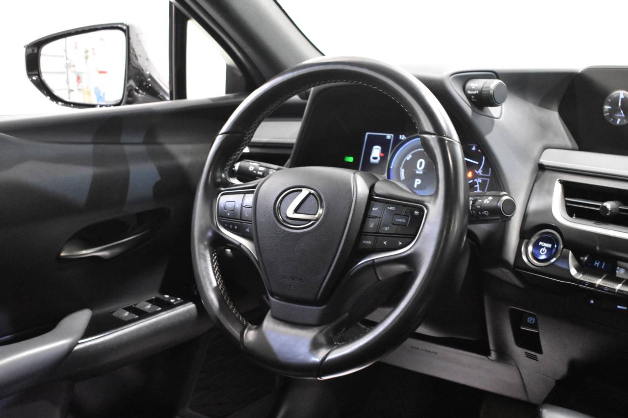 LEXUS UX en Minoautos