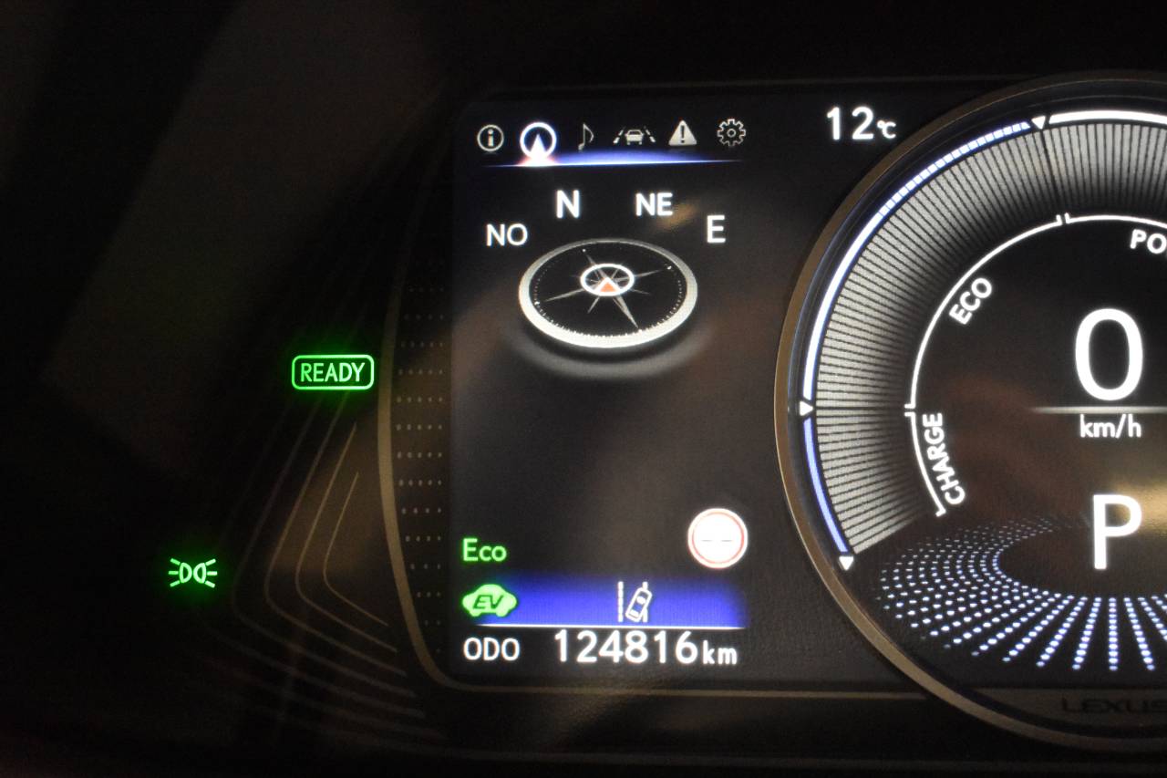 LEXUS UX en Minoautos