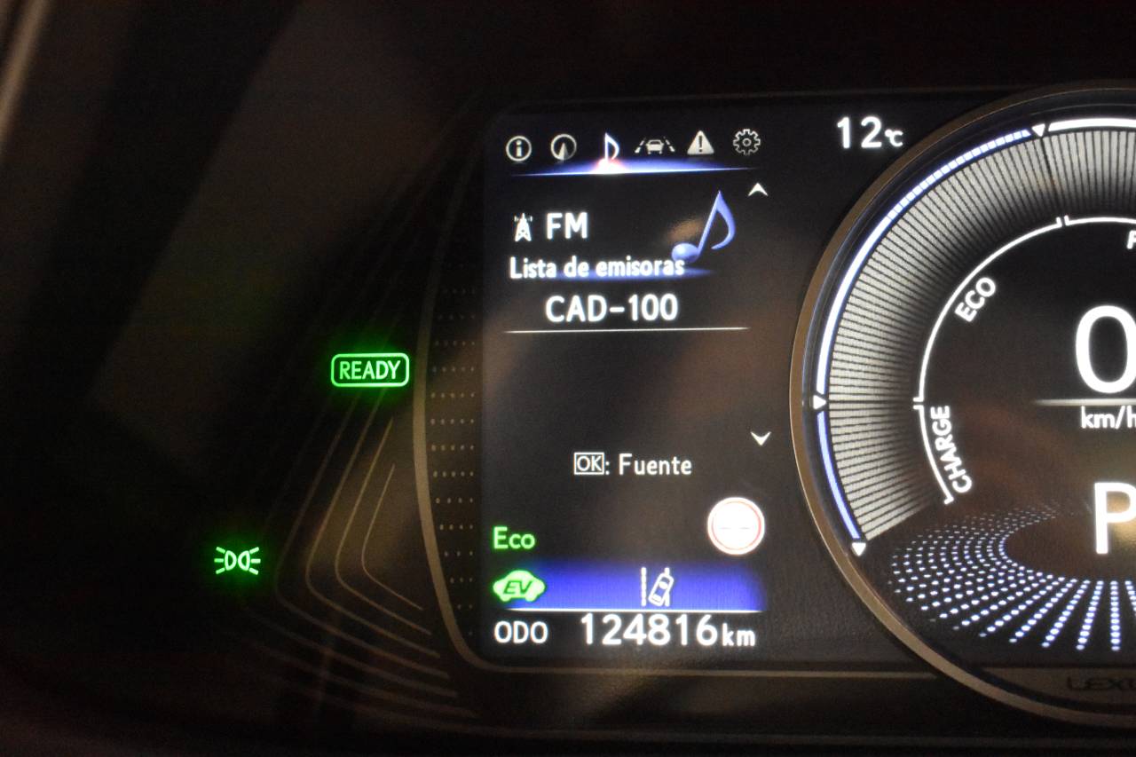 LEXUS UX en Minoautos