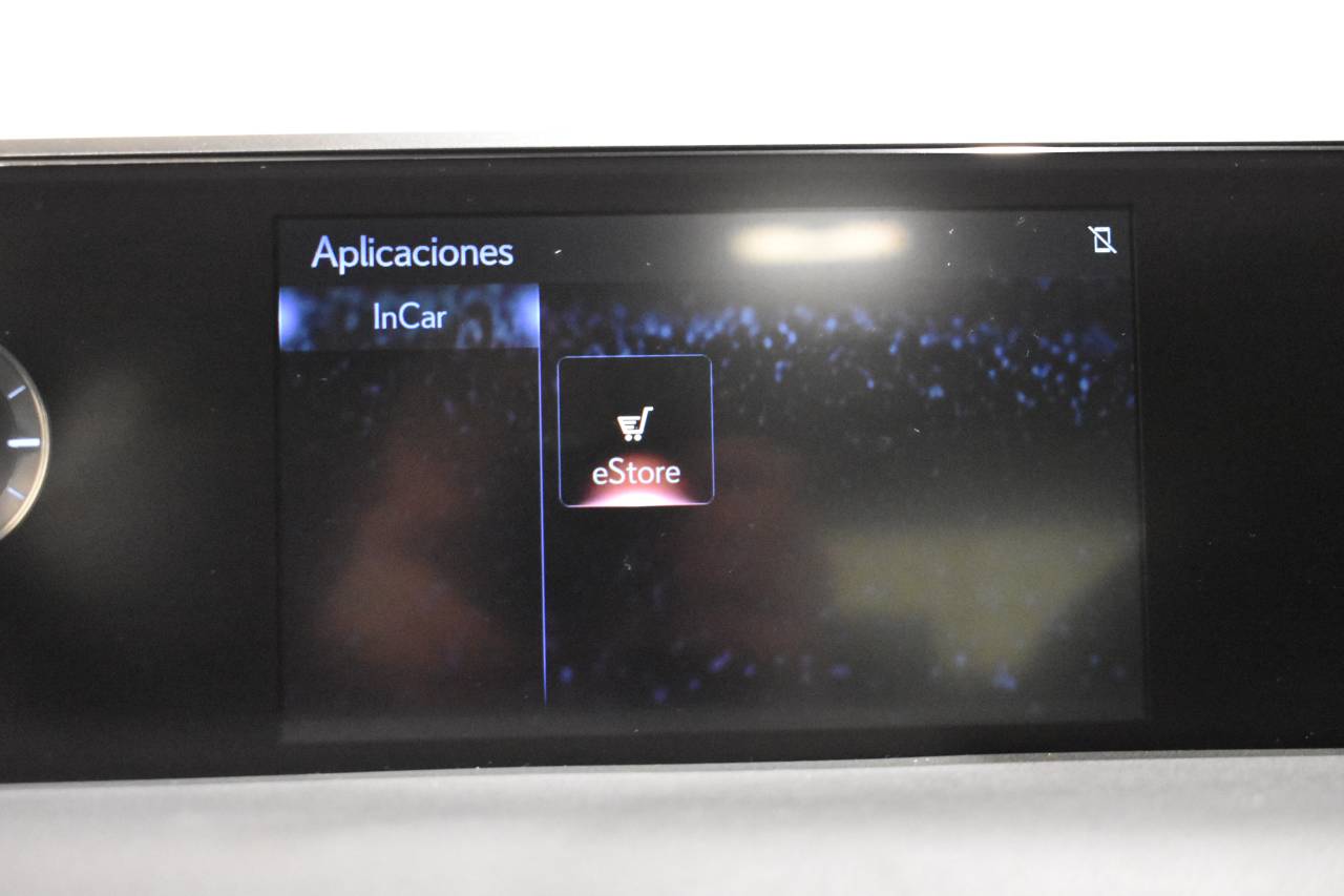 LEXUS UX en Minoautos