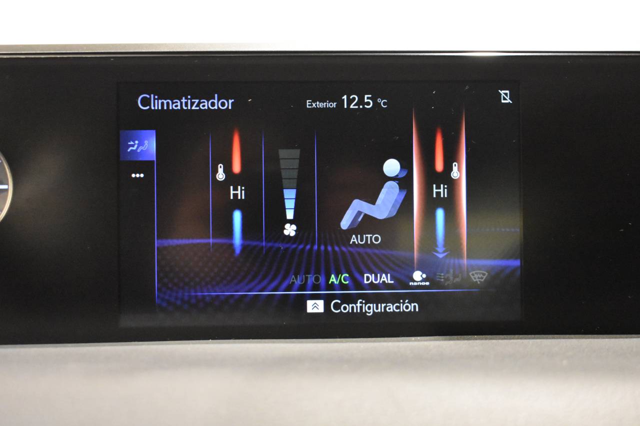 LEXUS UX en Minoautos