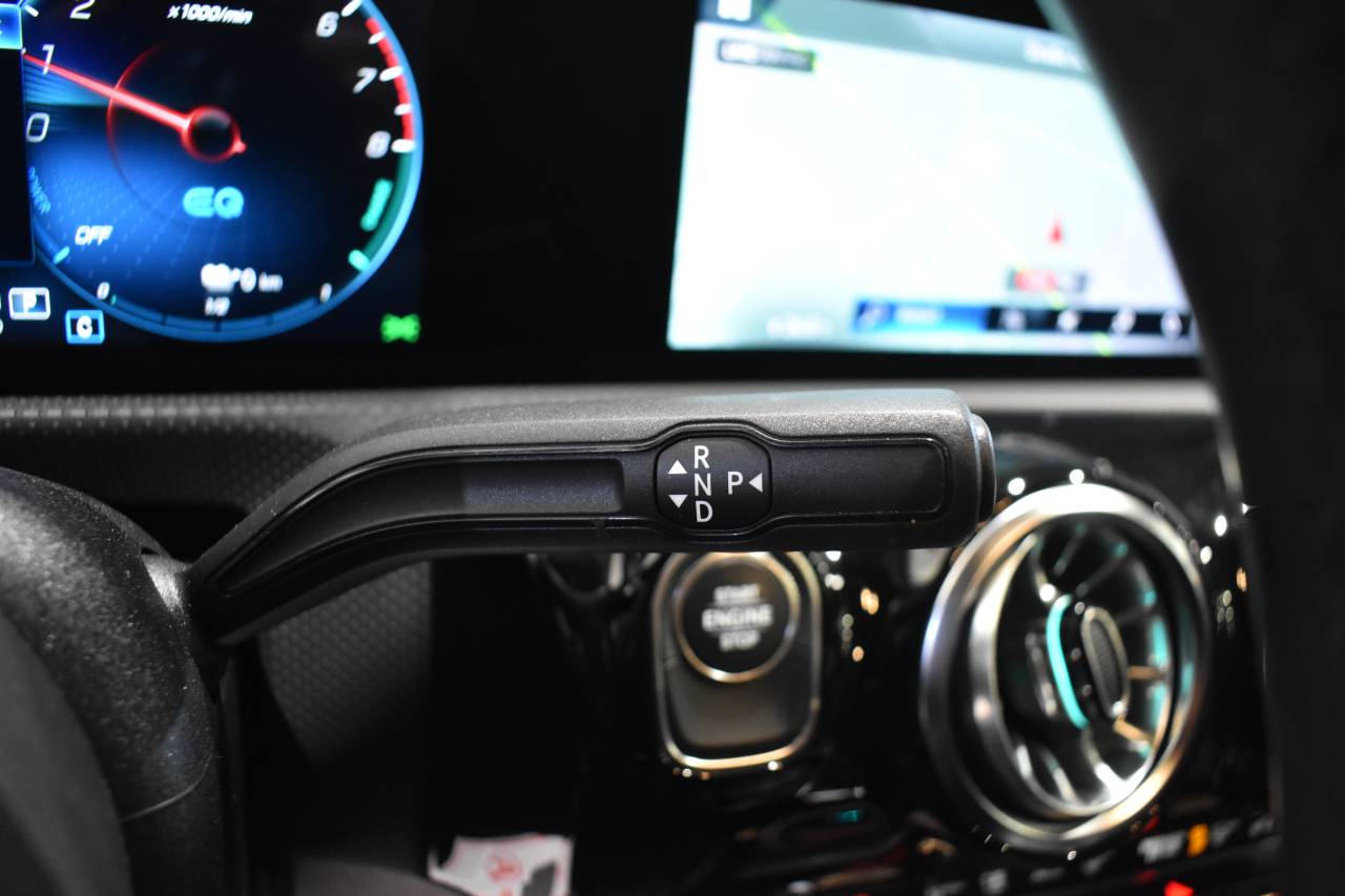 MERCEDES-BENZ CLASE A