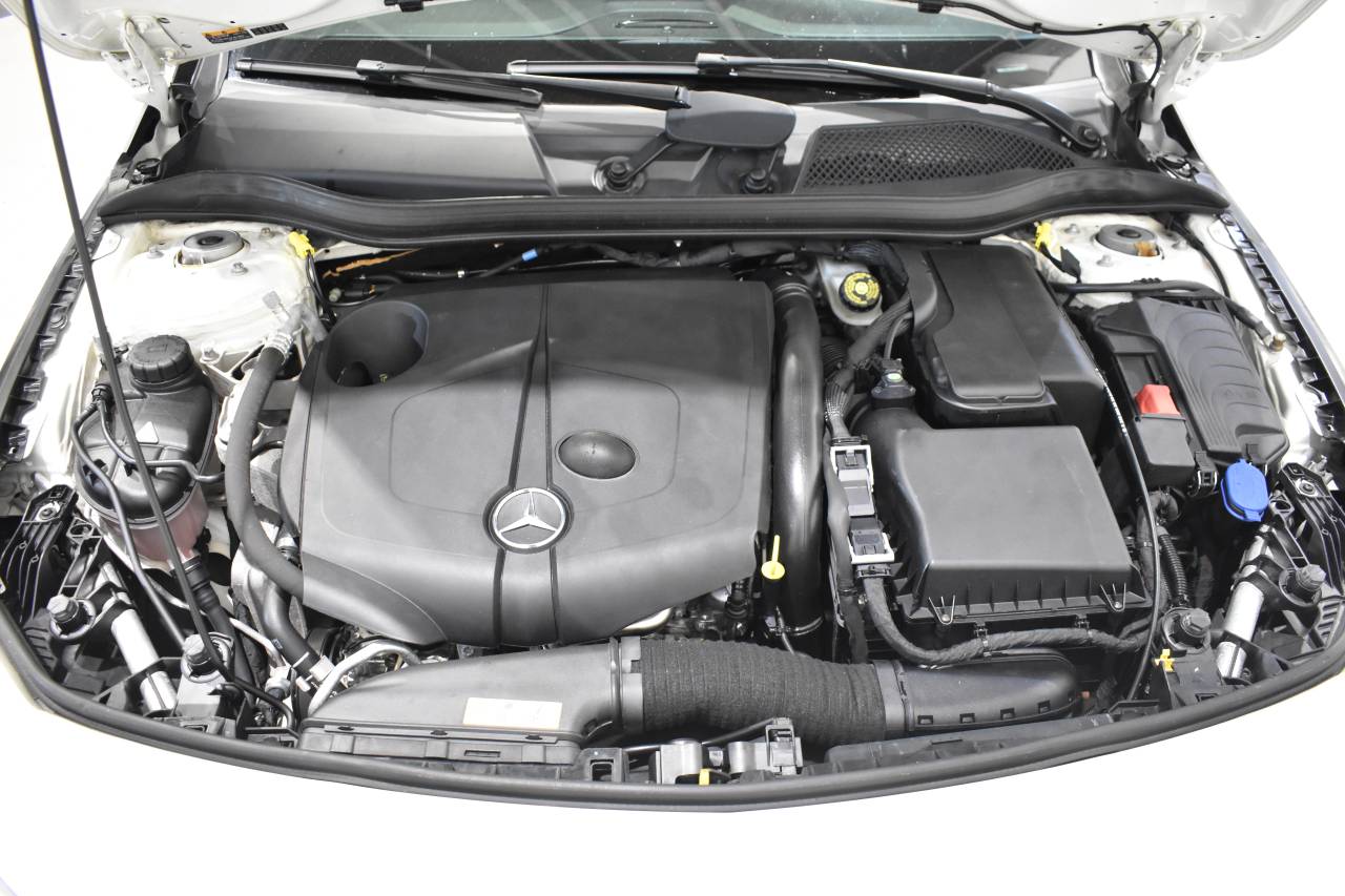 MERCEDES-BENZ CLA en Minoautos