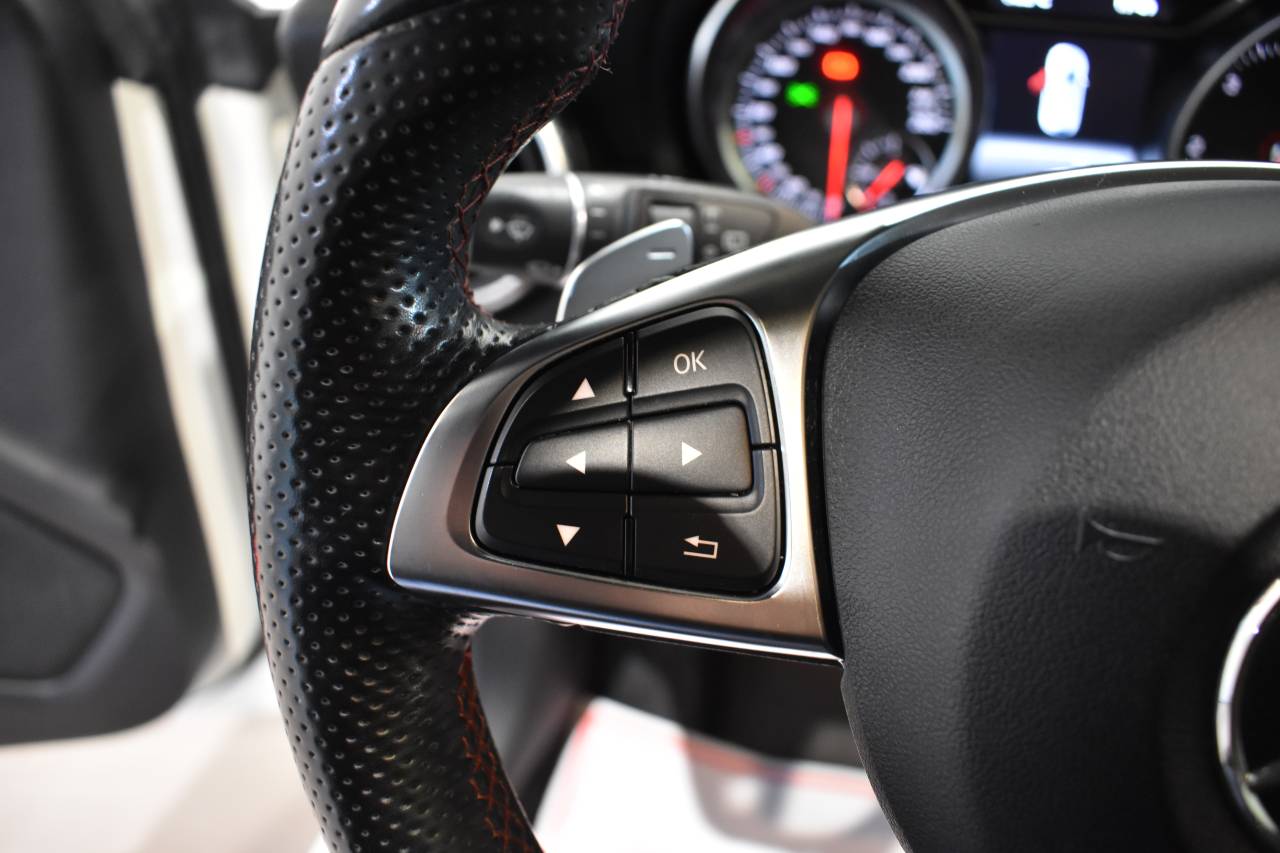 MERCEDES-BENZ CLA en Minoautos