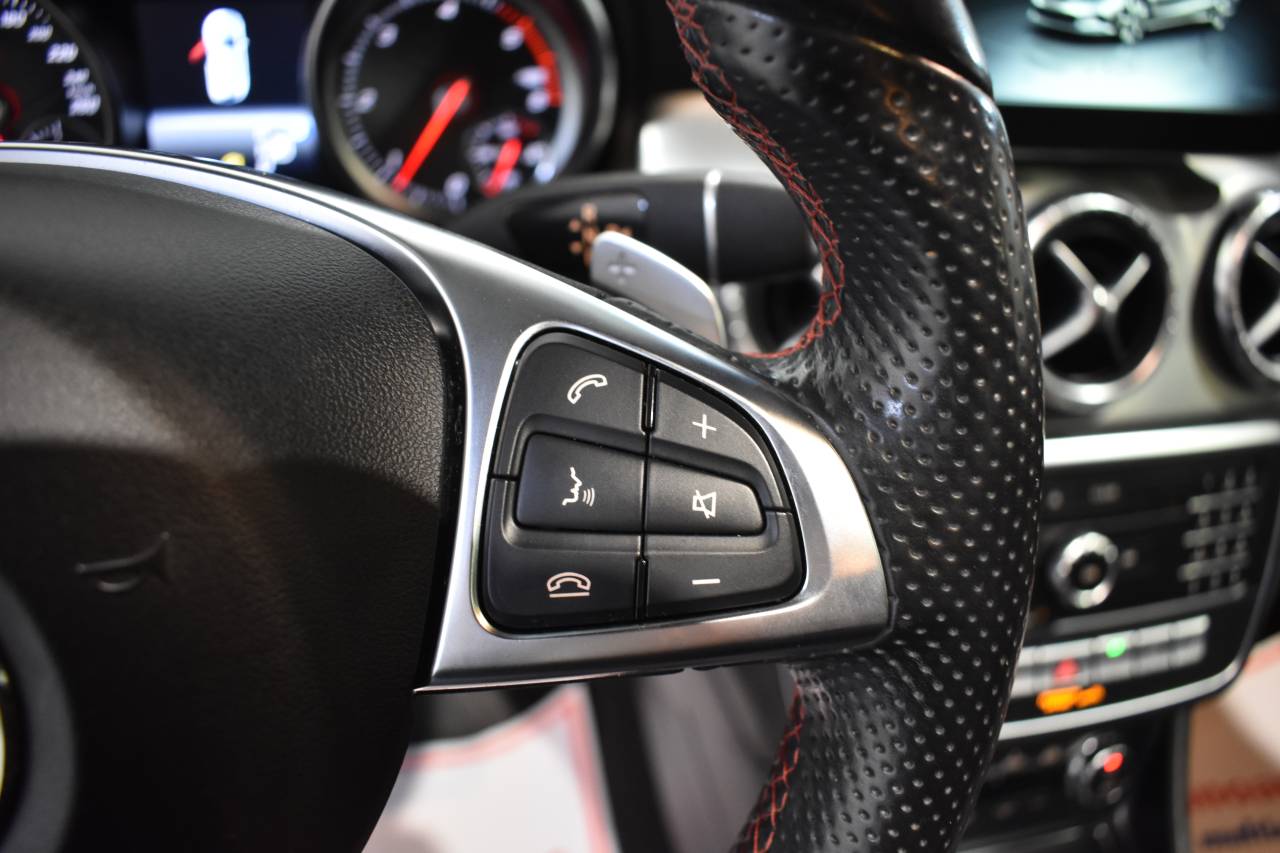 MERCEDES-BENZ CLA en Minoautos