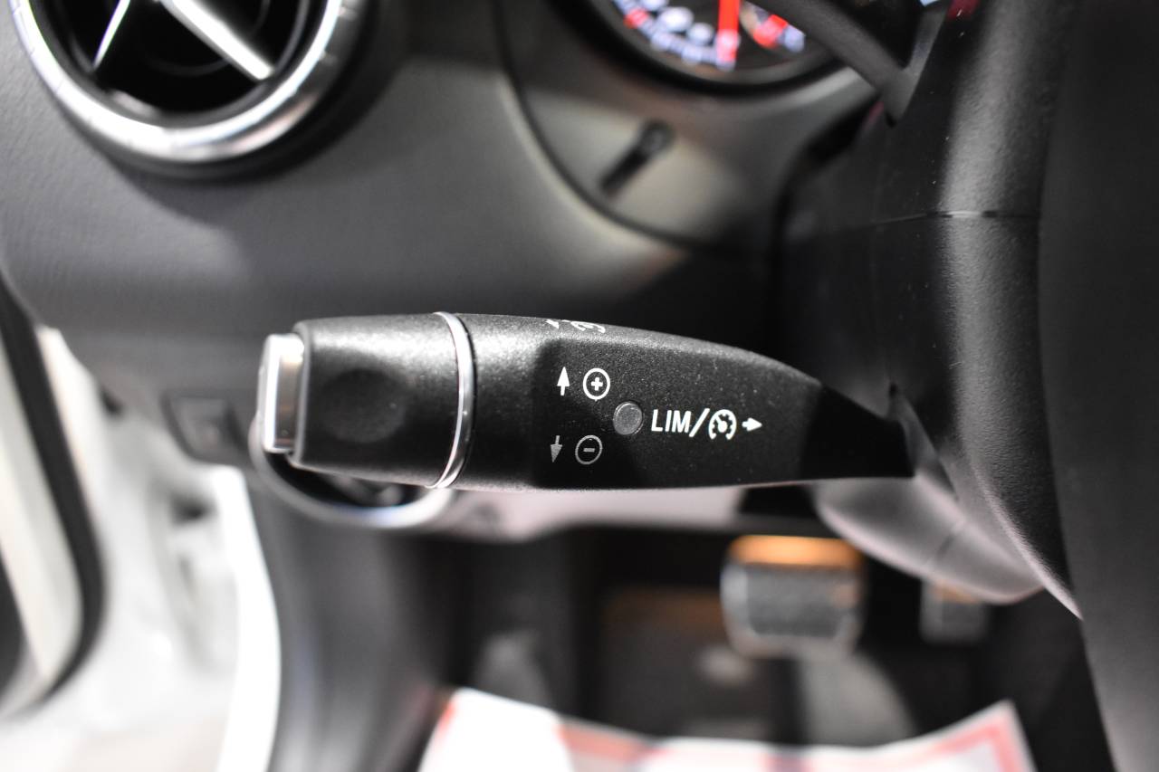 MERCEDES-BENZ CLA en Minoautos