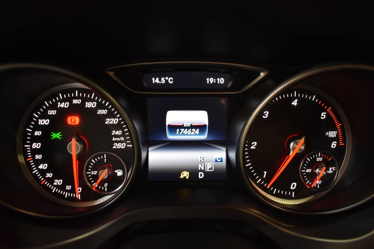 MERCEDES-BENZ CLA en Minoautos