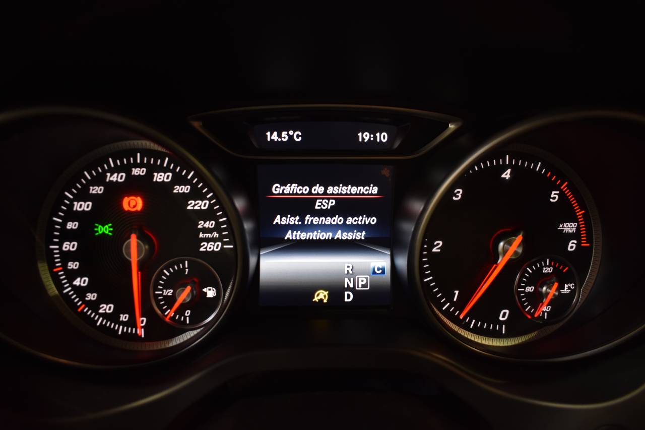 MERCEDES-BENZ CLA en Minoautos