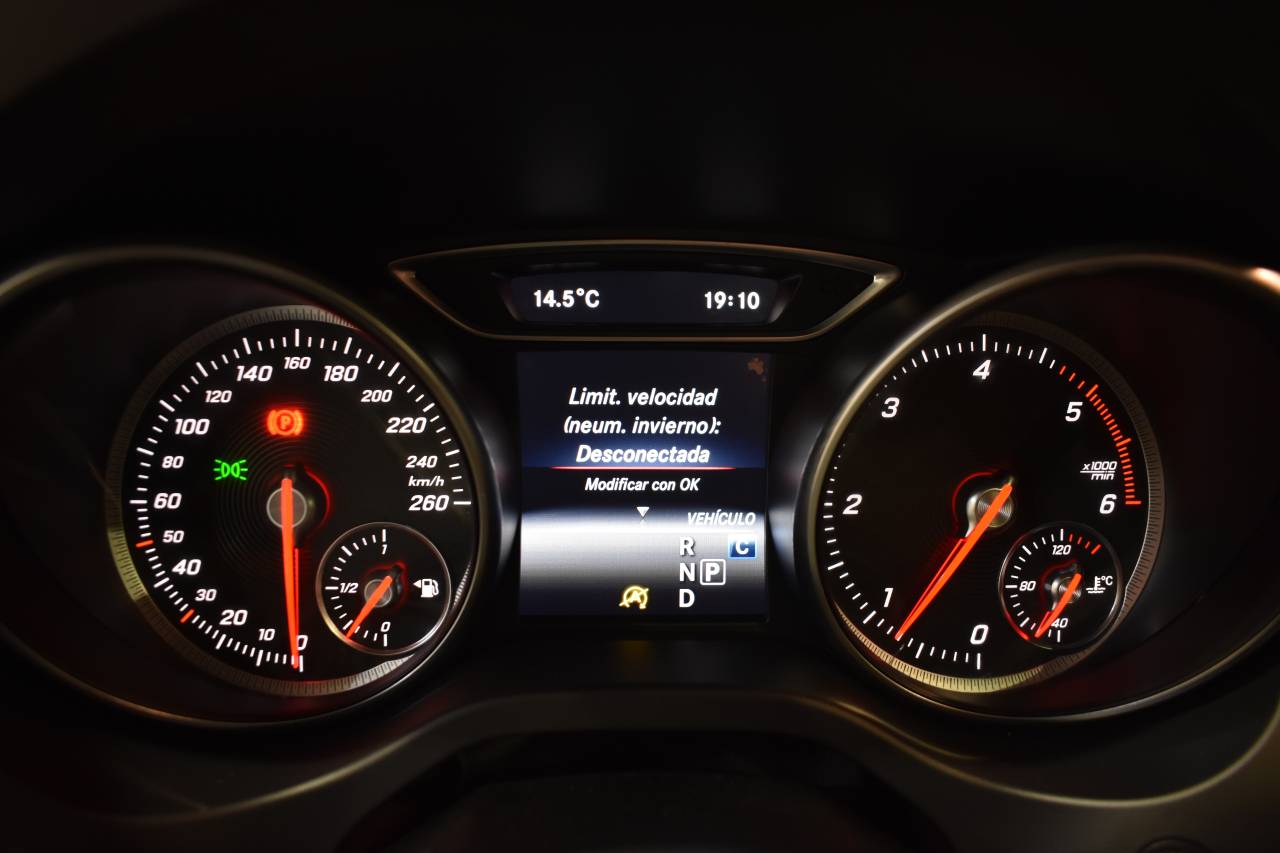 MERCEDES-BENZ CLA en Minoautos