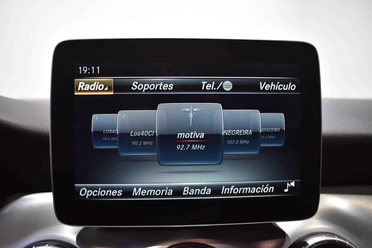 MERCEDES-BENZ CLA en Minoautos