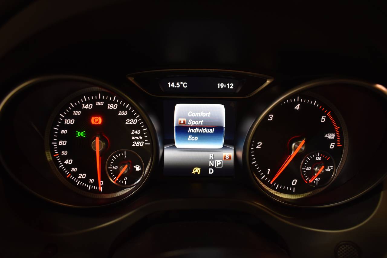 MERCEDES-BENZ CLA en Minoautos