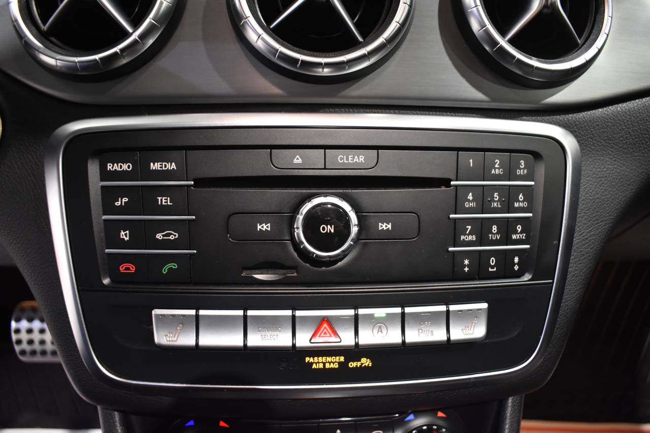 MERCEDES-BENZ CLA en Minoautos