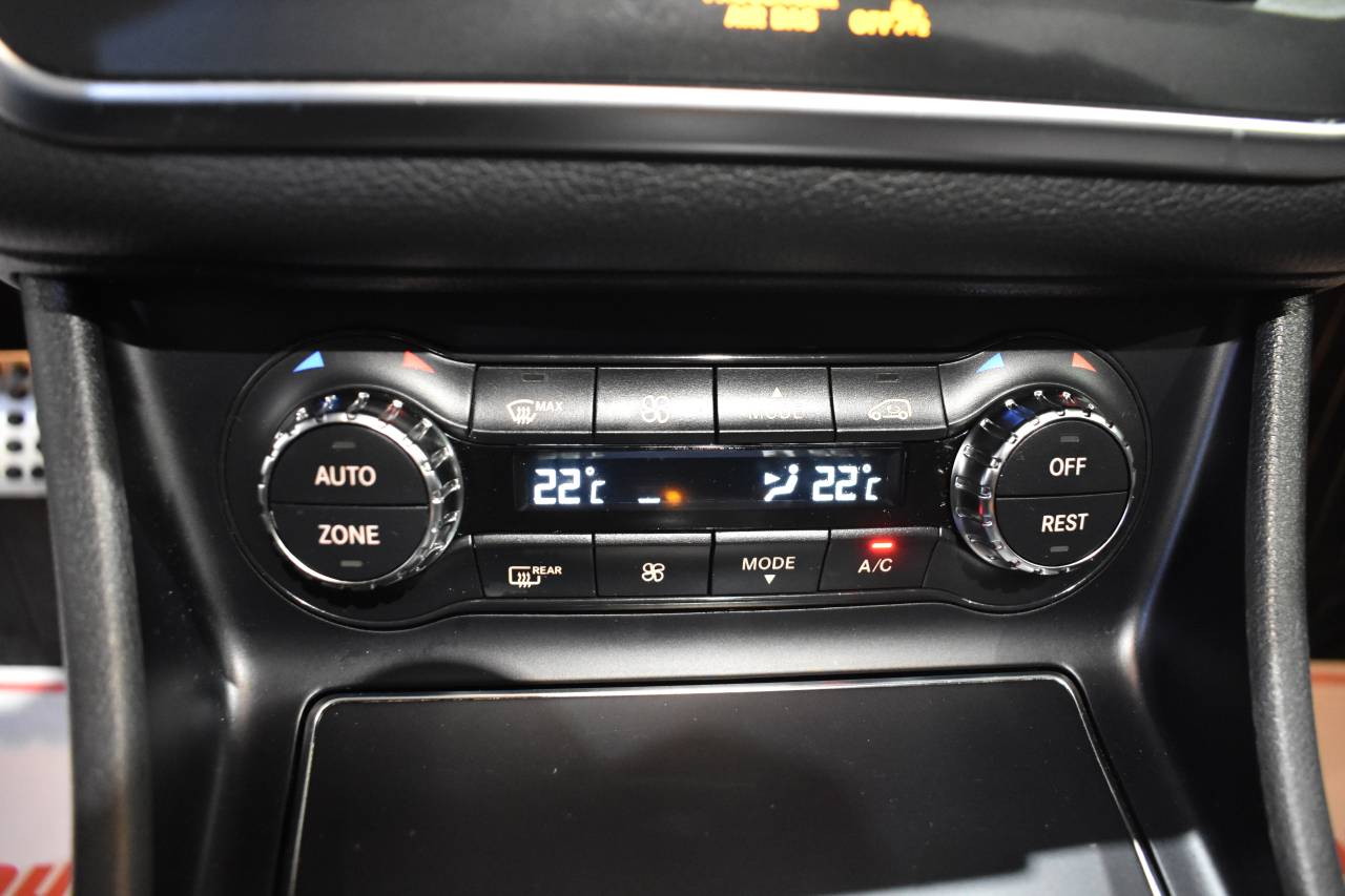 MERCEDES-BENZ CLA en Minoautos