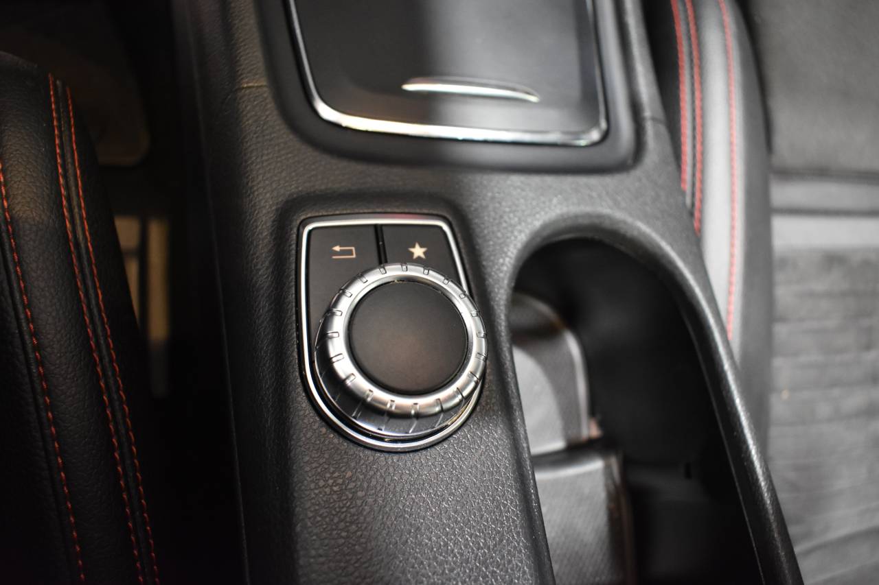 MERCEDES-BENZ CLA en Minoautos