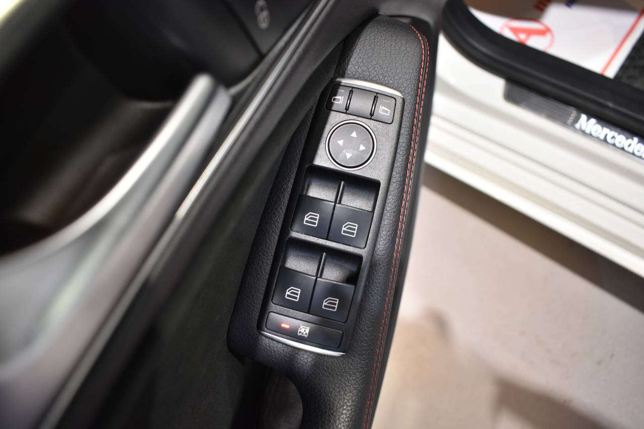 MERCEDES-BENZ CLA en Minoautos