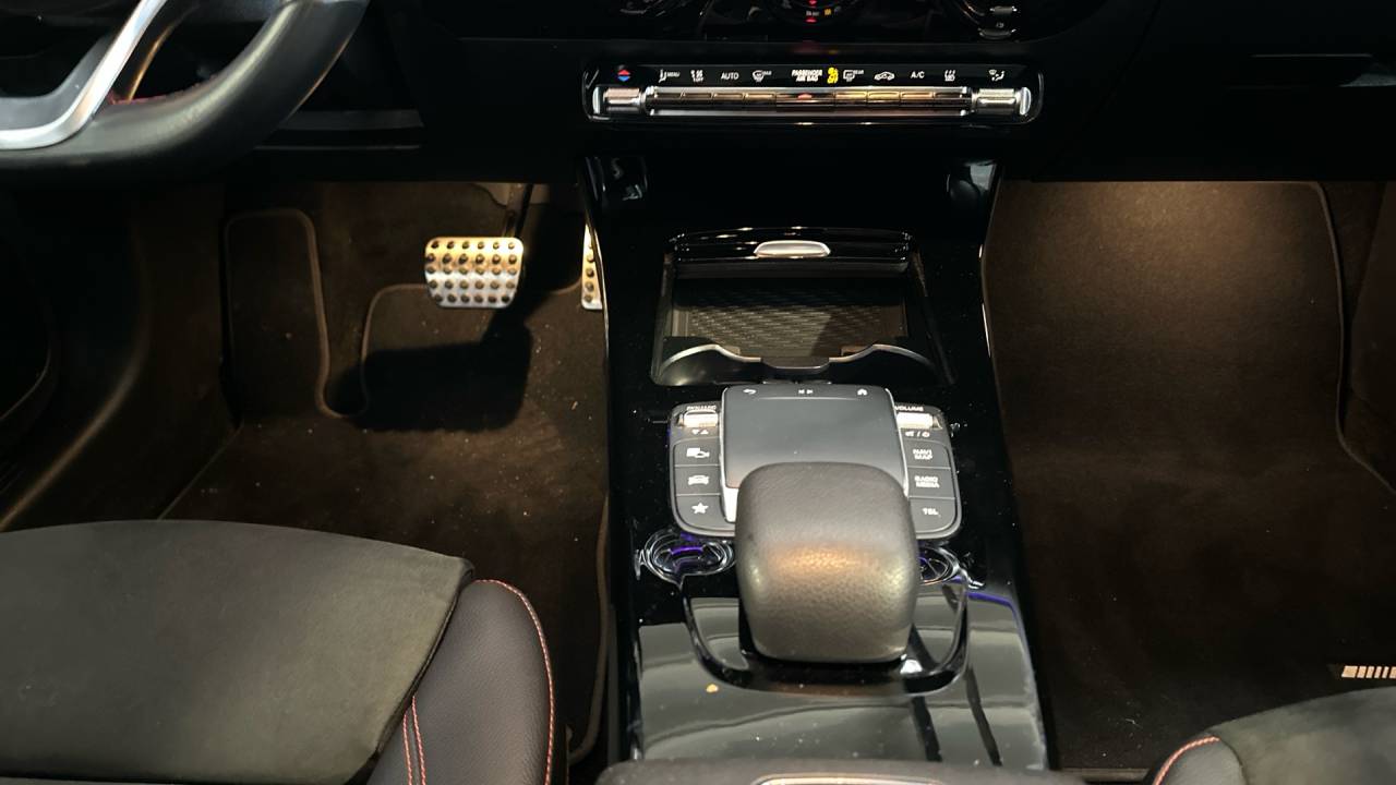 MERCEDES-BENZ CLA en Minoautos