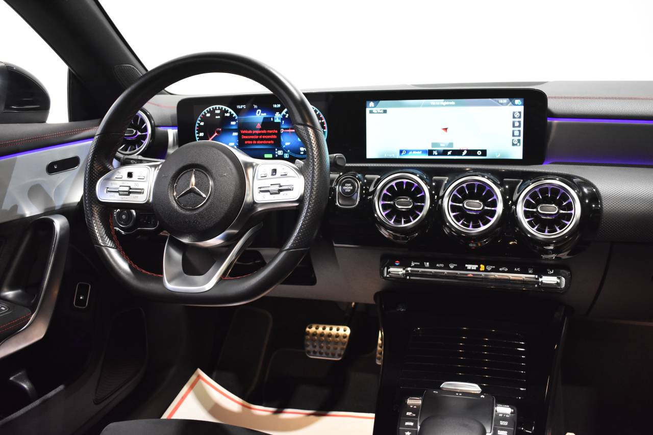 MERCEDES-BENZ CLA en Minoautos