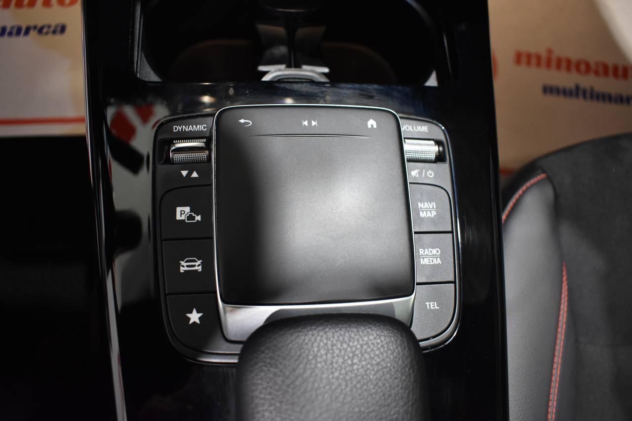 MERCEDES-BENZ CLA en Minoautos