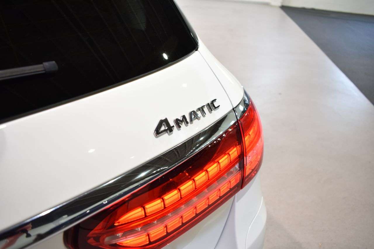 MERCEDES-BENZ CLASE E ESTATE en Minoautos