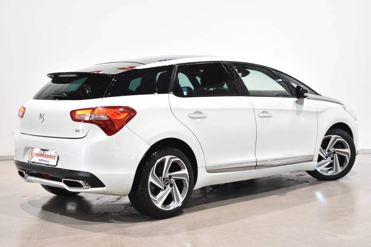 DS DS5 en Minoautos