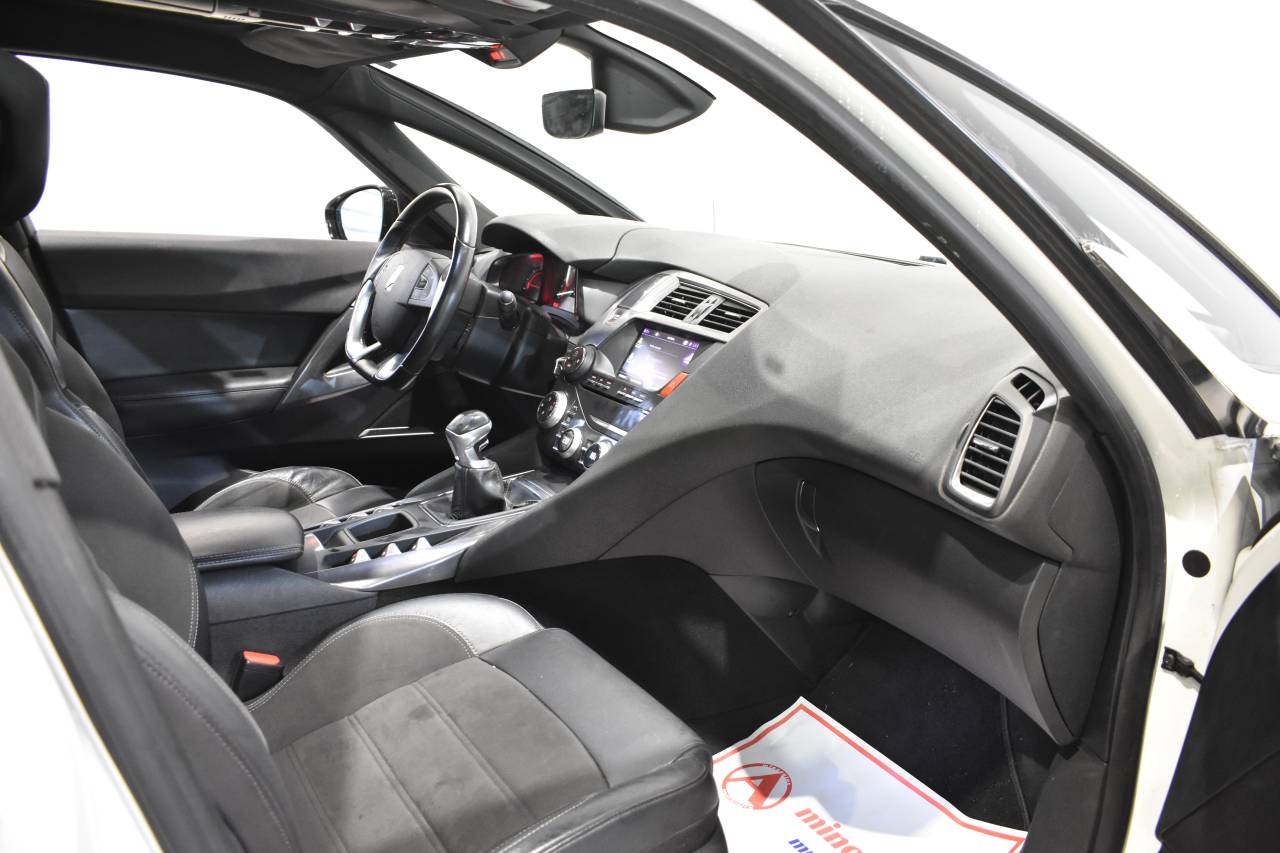 DS DS5 en Minoautos