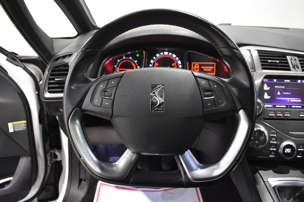 DS DS5 en Minoautos