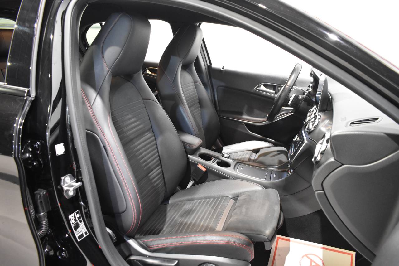 MERCEDES-BENZ GLA en Minoautos