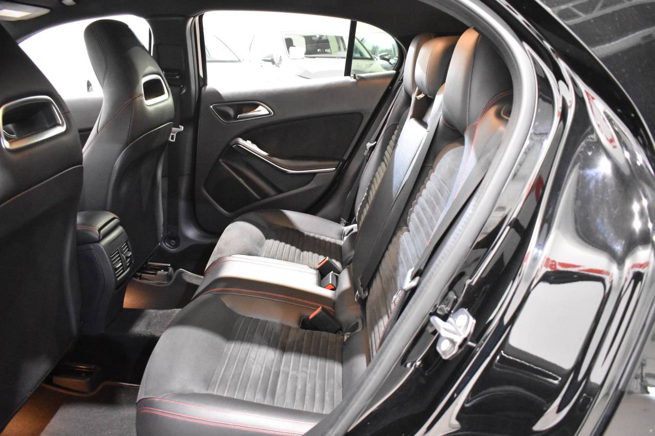 MERCEDES-BENZ GLA en Minoautos